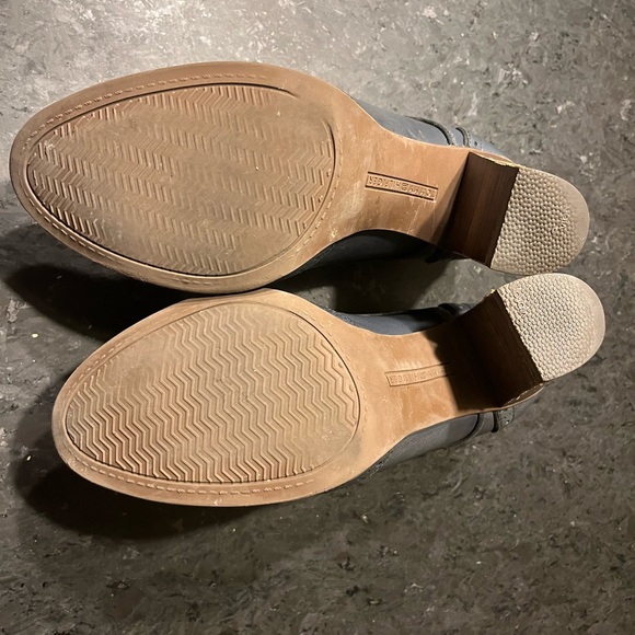 Anne Klein Wedge Heels 7 1/2 M - Picture 4 of 5